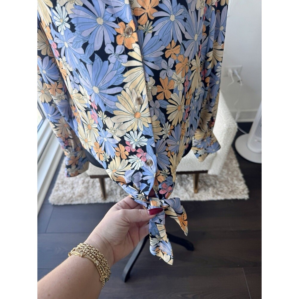Sanctuary Bright Floral Long Sleeve Tie Front Button Down Blouse Size Large NWT! - Picture 2 of 5